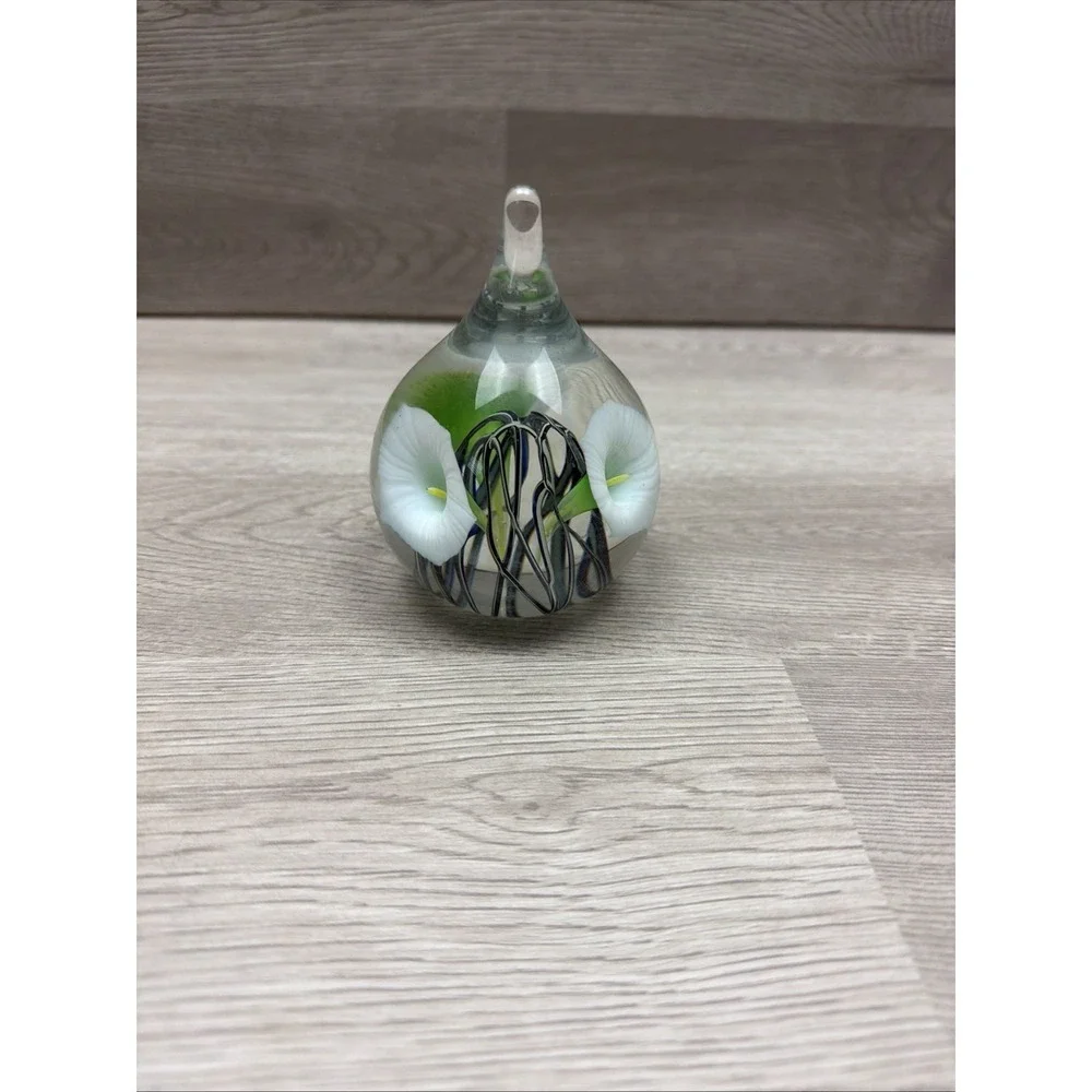 Vintage Art Glass Paperweight Stripper Green Ribbon & Floral Design 4" Very Nice - Picture 1 of 7